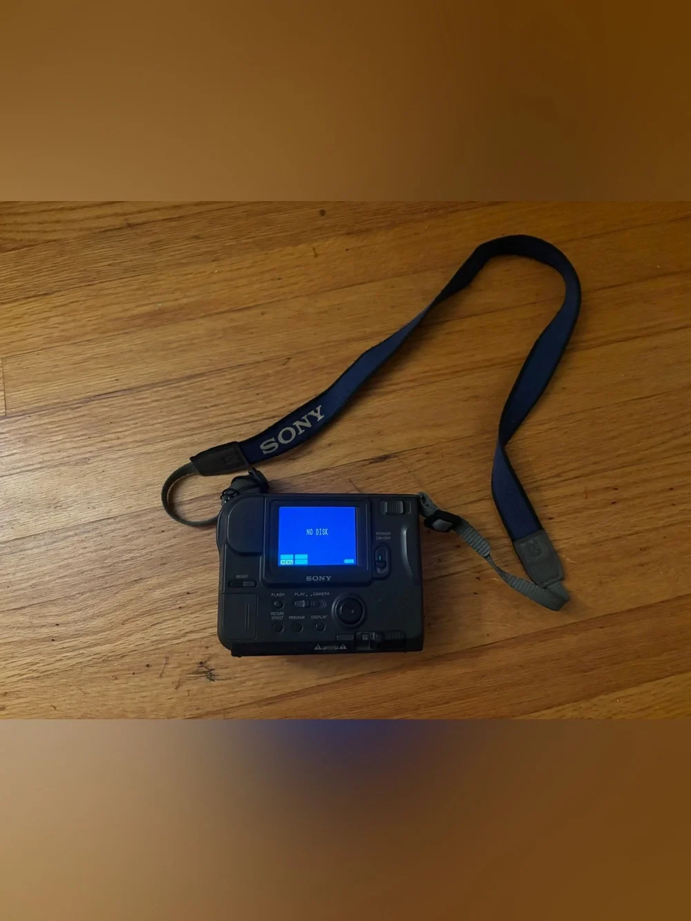 Sony Mavica MVC-FD75 Digital Camera with Battery Charger and Battery